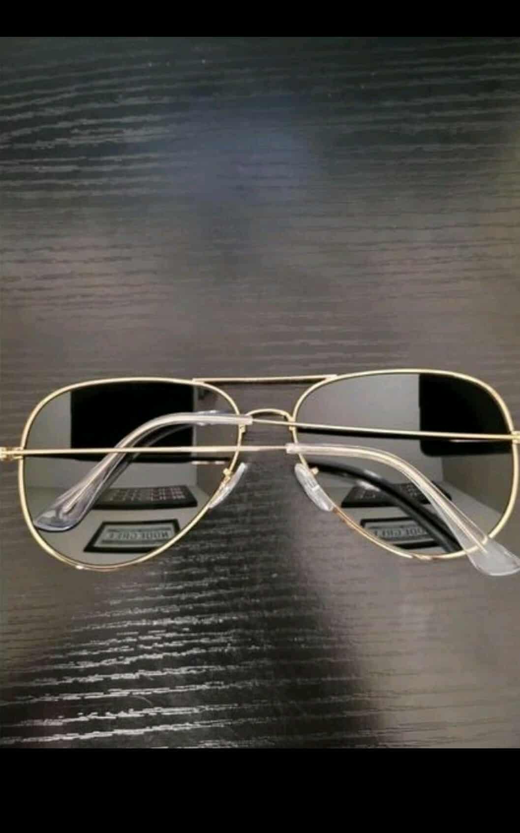 50% Gafas Ray Ban Aviador Negro y Dorado 89997